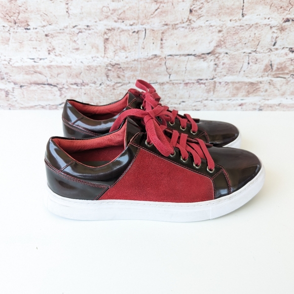 BADGELY MISCHKA LOCKHART PATENT LOW-TOP SNEAKER RED - Picture 4 of 9